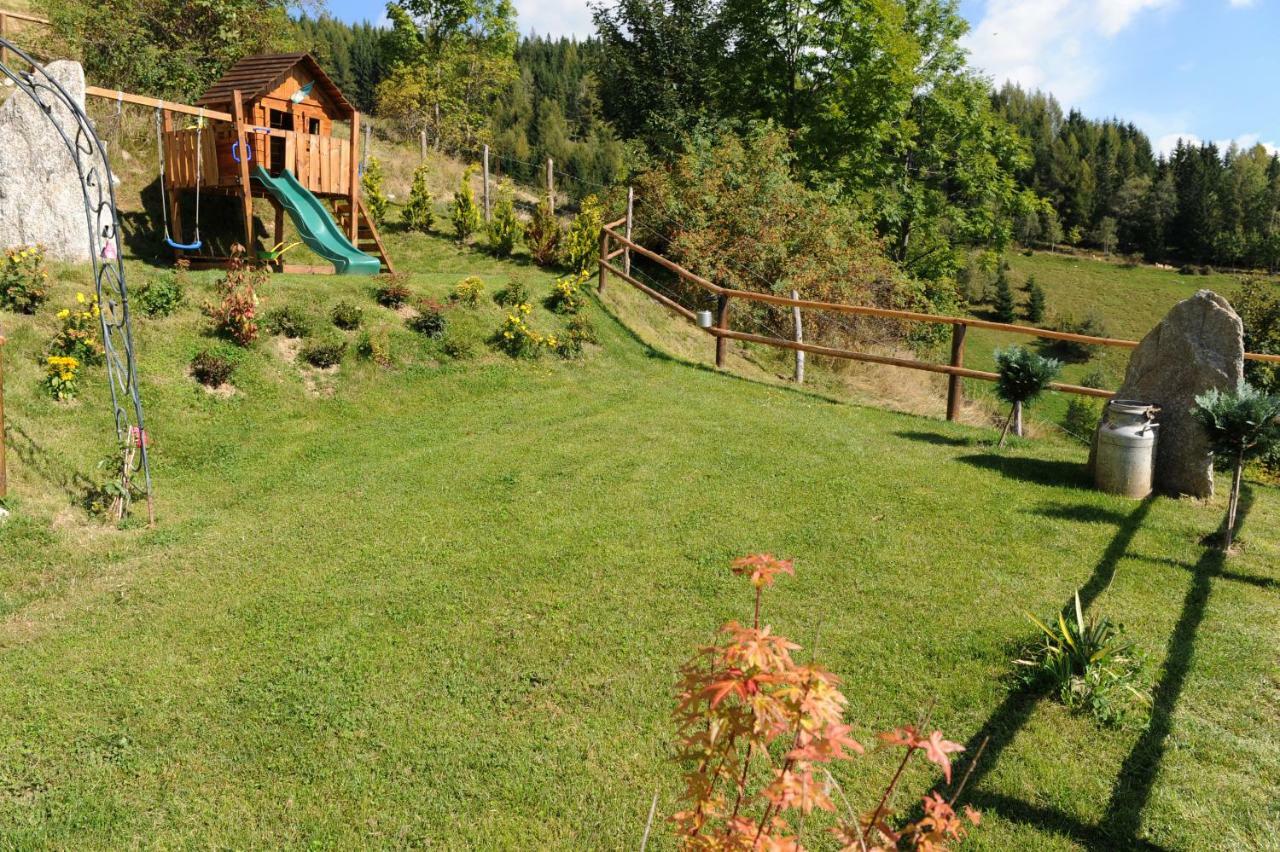 Gluehwuermchenhuette Villa Ratten Luaran gambar