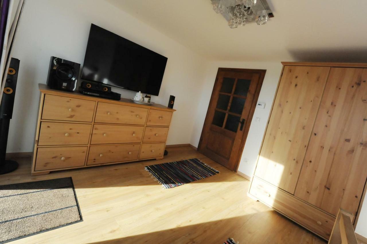 Gluehwuermchenhuette Villa Ratten Luaran gambar