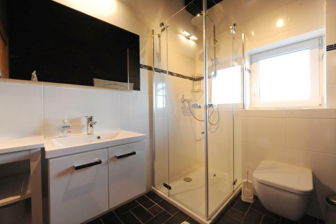 Gluehwuermchenhuette Villa Ratten Luaran gambar